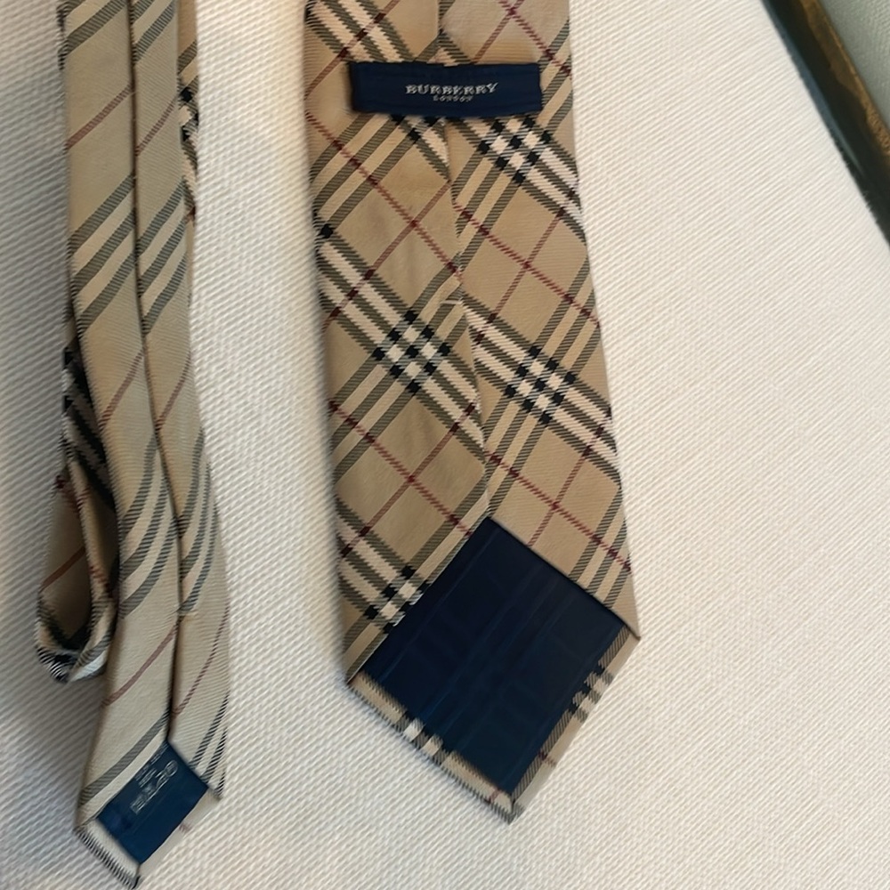 Burberry Tradition Plaid Tie View 3